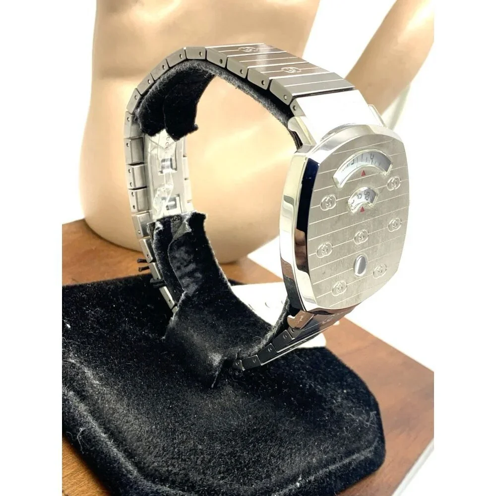 Gucci Unisex Watch YA157410 Swiss Quartz Jump Hour Dial Silver Steel 38mm